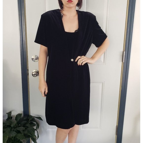 90s Black Velvet Short Sleeve Mini Dress - Picture 1 of 4